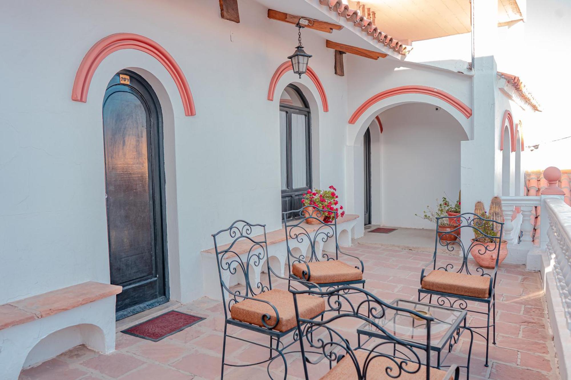 Hostal Colonial Potosi Luaran gambar