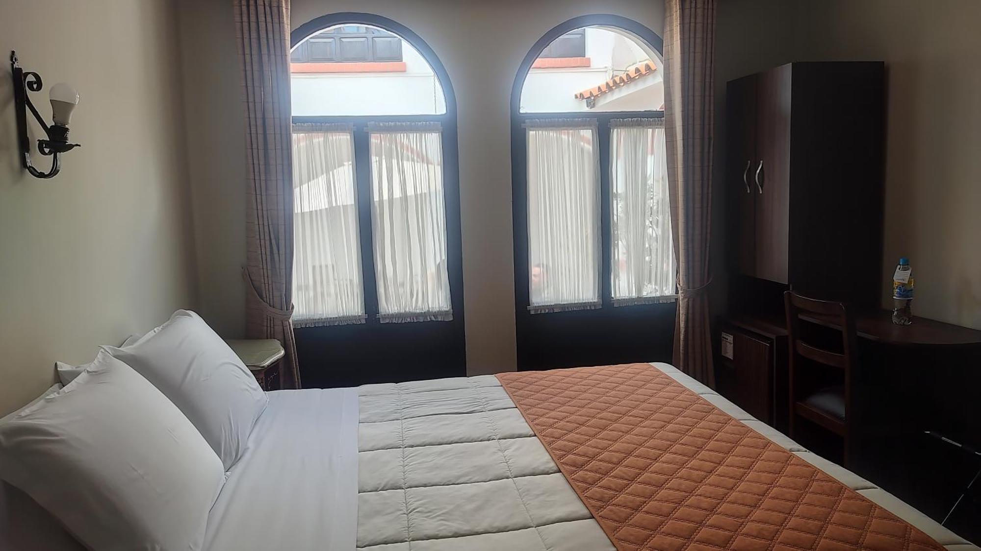 Hostal Colonial Potosi Luaran gambar